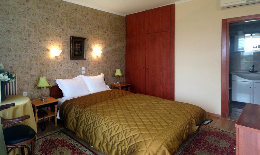 Hotel Galaxy Krepeni Habitación foto