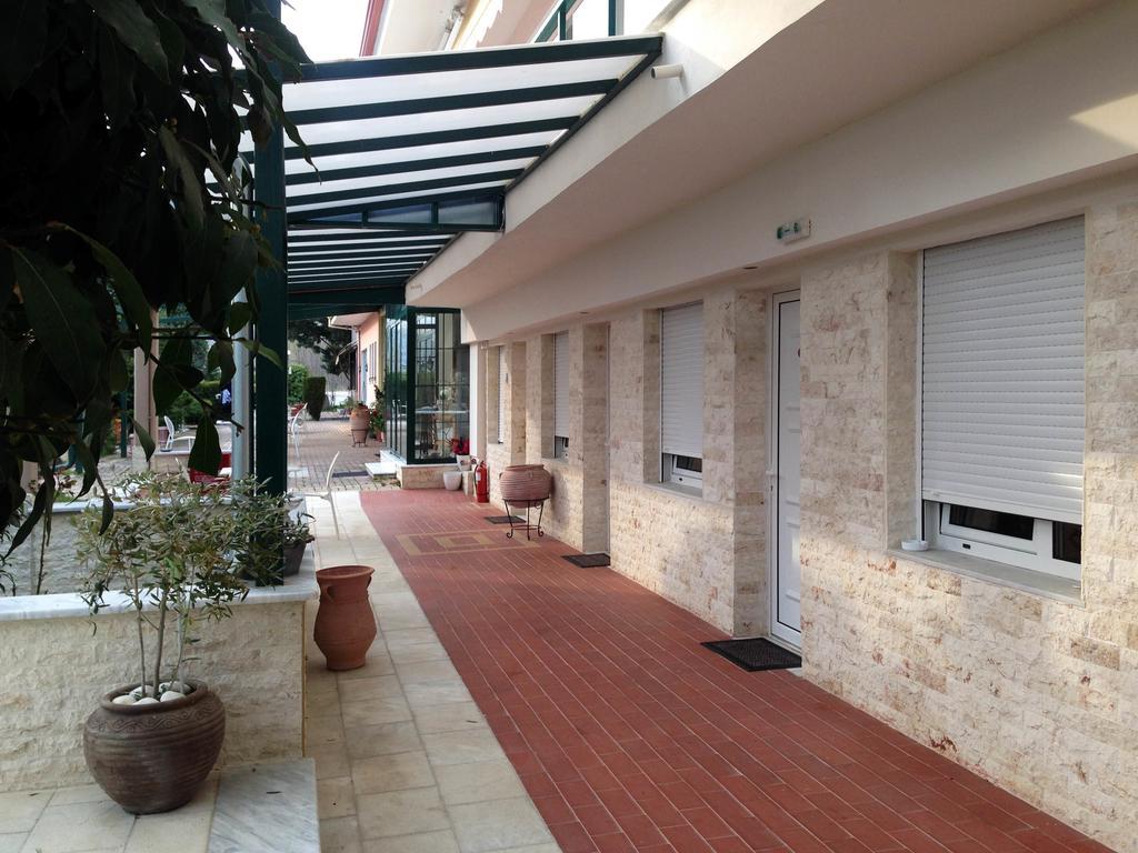 Hotel Galaxy Krepeni Exterior foto